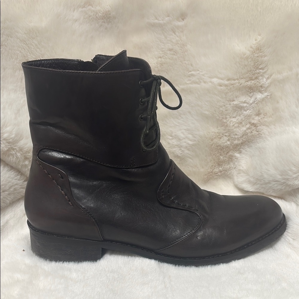 Everybody ladies Brown Leather Boots